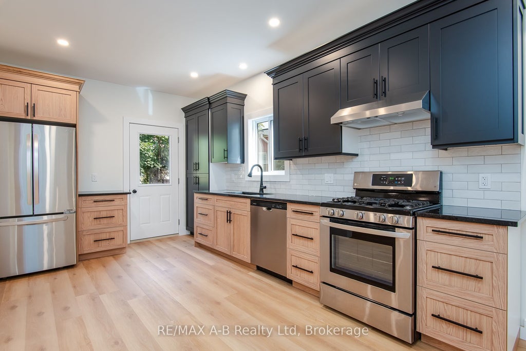 Photo of 40 East Gore Street, Stratford, ON N5A 3X5 (MLS # X13781980)