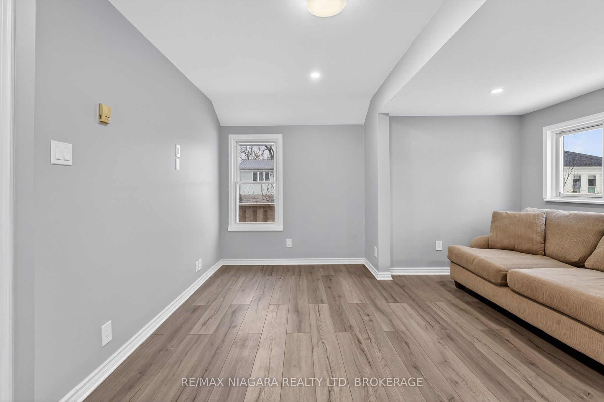 40 Longtent Avenue