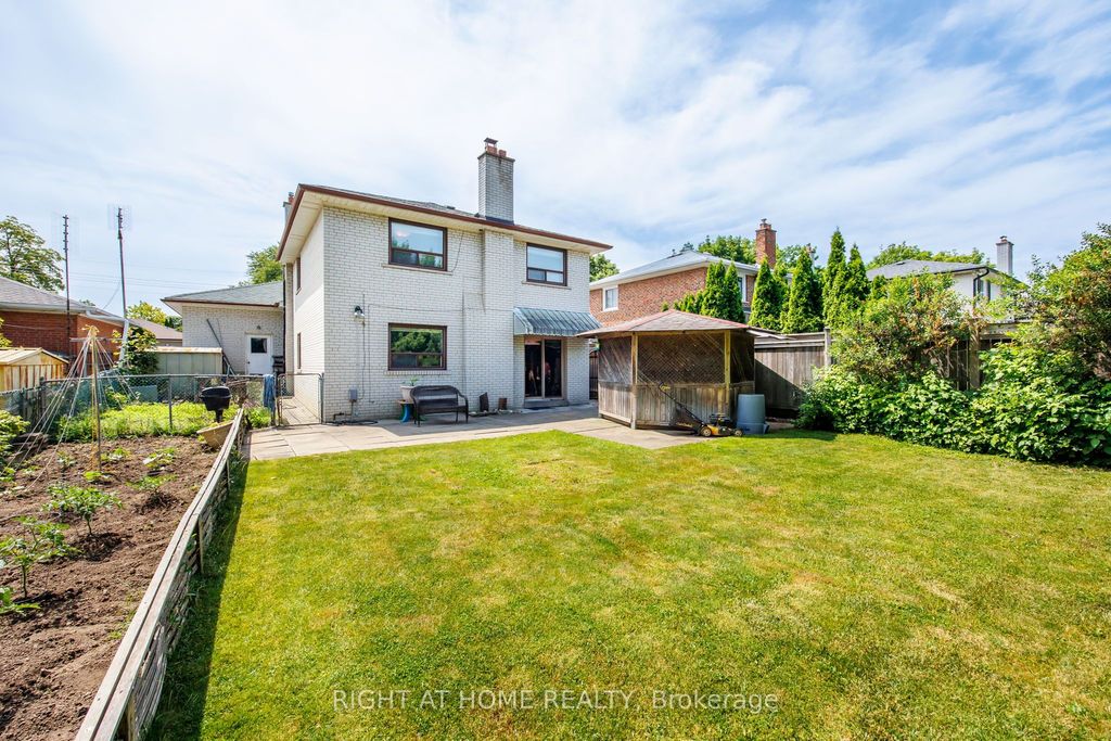 Photo of 30 Hawthorne Road, Toronto, ON M9R 1P3 (MLS # W12376767)