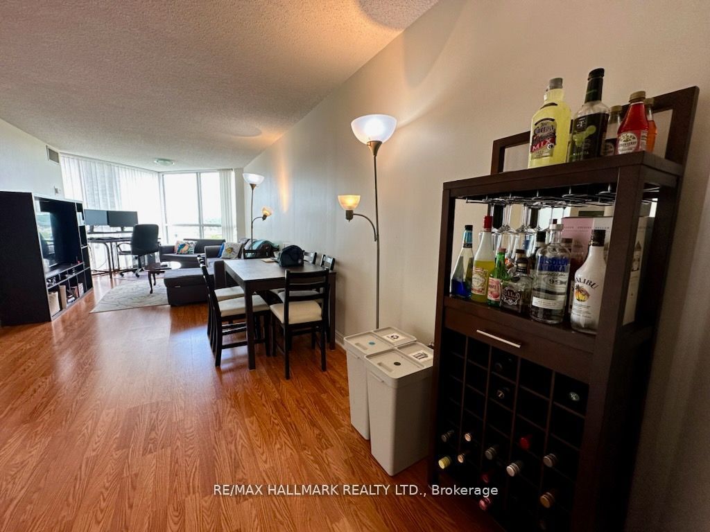 7 Concorde Place 1110