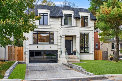 Photo of 190 Hounslow Avenue, Toronto, ON M2N 2B4 (MLS # C12453378)