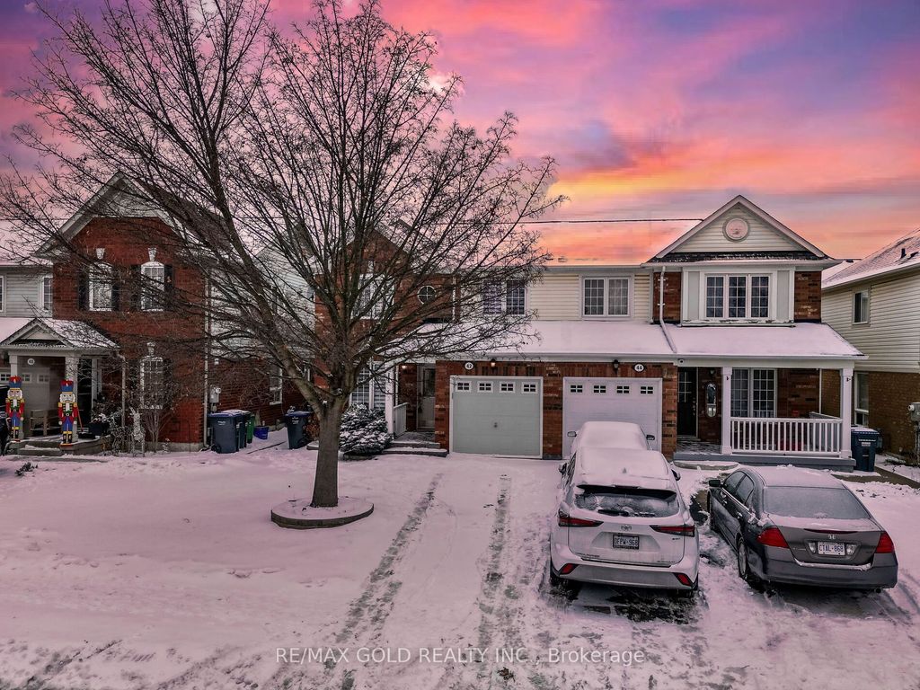 Photo of 42 Jessop Drive, Brampton, ON L7A 3M8 (MLS # W12654454)