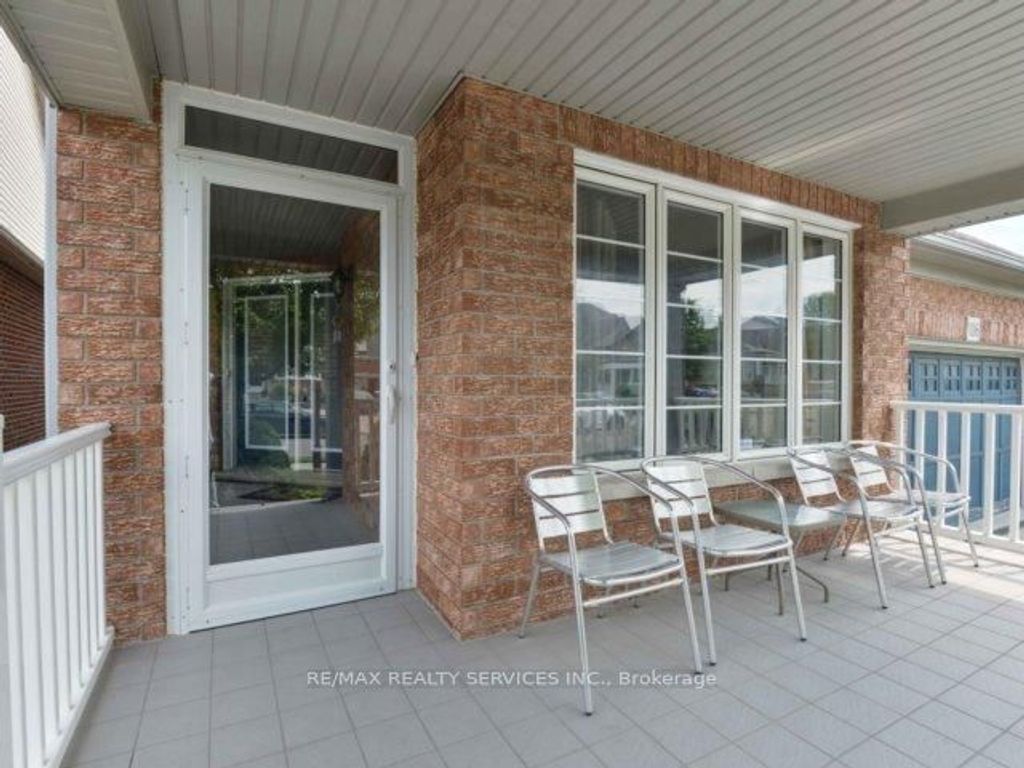 Photo of 106 Pennyroyal Crescent, Brampton, ON L6S 6J6 (MLS # W12864624)