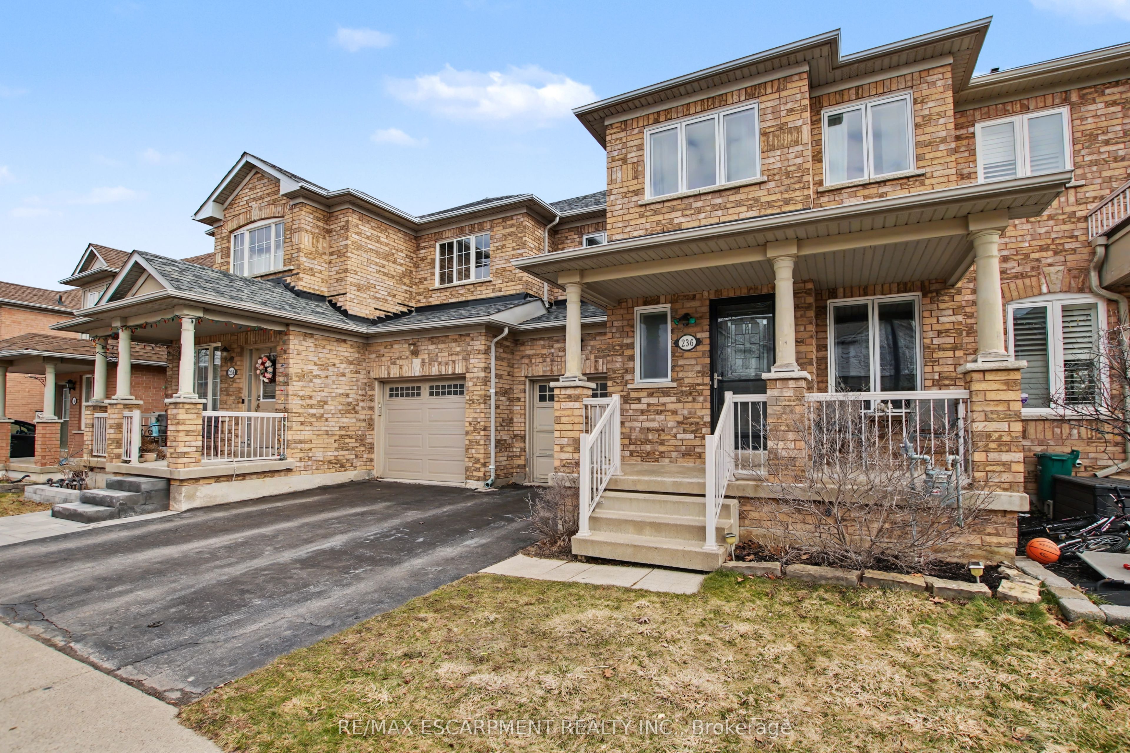 236 Fitzgerald Crescent