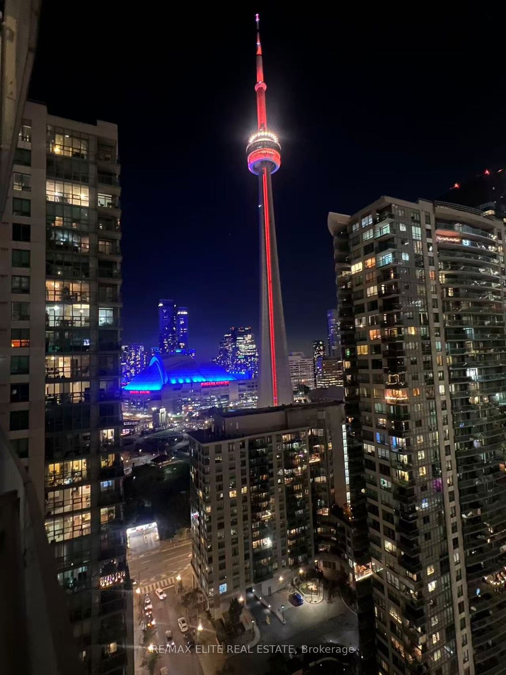 Photo of 12 York Street #2108, Toronto, ON M5J 0A9 (MLS # C12432274)