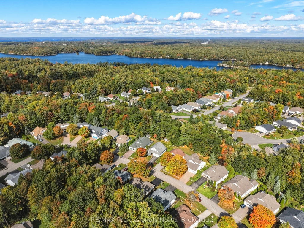 Photo of 48 Springwood Crescent, Gravenhurst, ON P1P 1Y8 (MLS # X13858848)