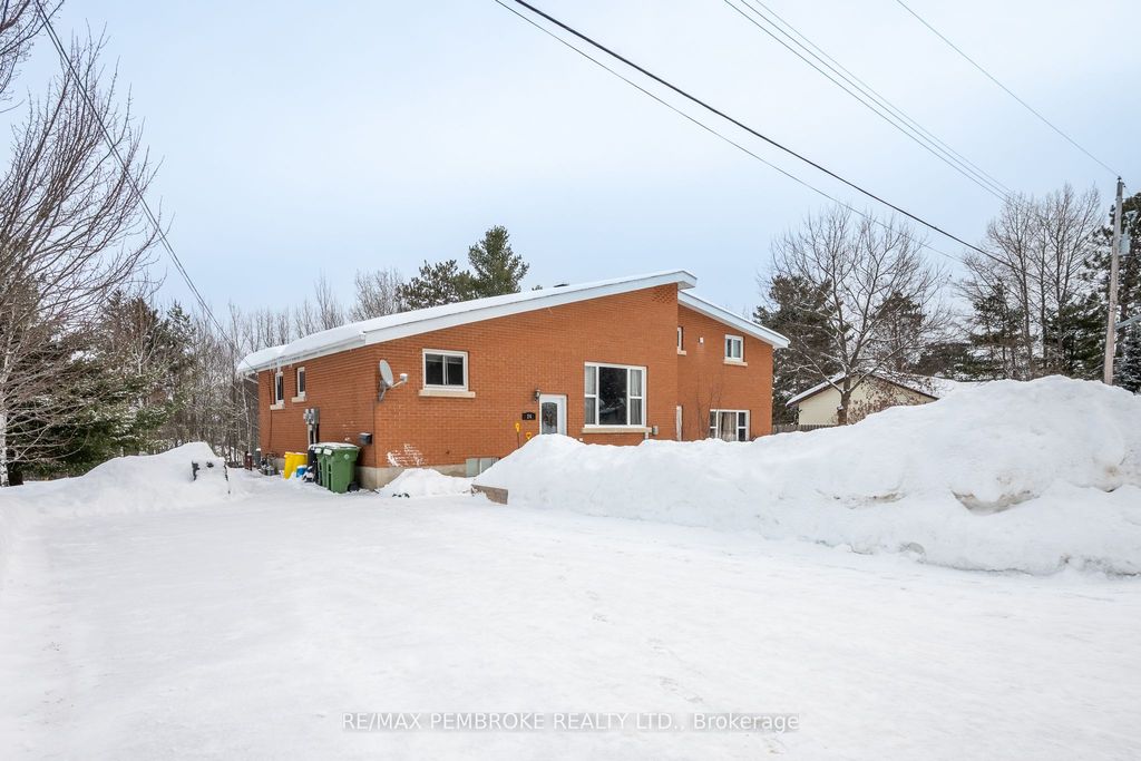 Photo of 22&amp;24 HOFFMAN Street, Petawawa, ON K8A 2J5 (MLS # X12878968)