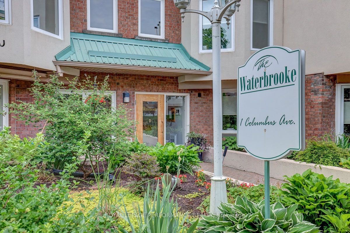Photo 1 of 34 — 1 Columbus Avenue 401D, Overbrook - Castleheights and Area, ON K1K 4L1