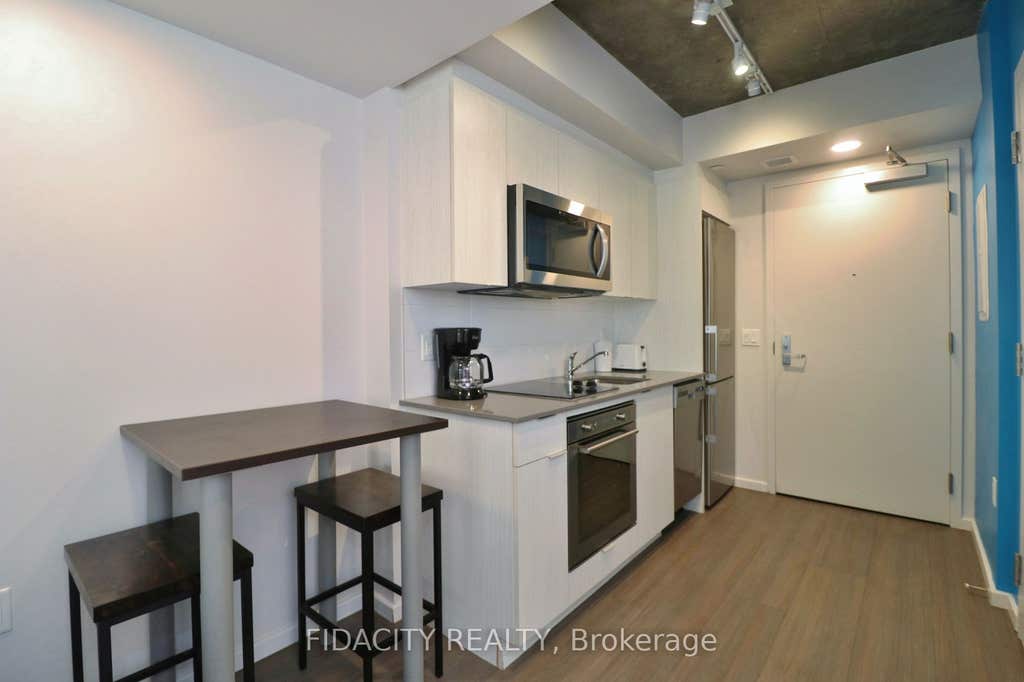 Photo of 105 Champagne Avenue S #2908, Dows Lake - Civic Hospital and Area, ON K1S 5E5 (MLS # X13684418)