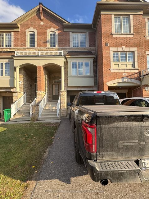 88 Aspen Hills Road 88 Brampton ON L6Y 6E4