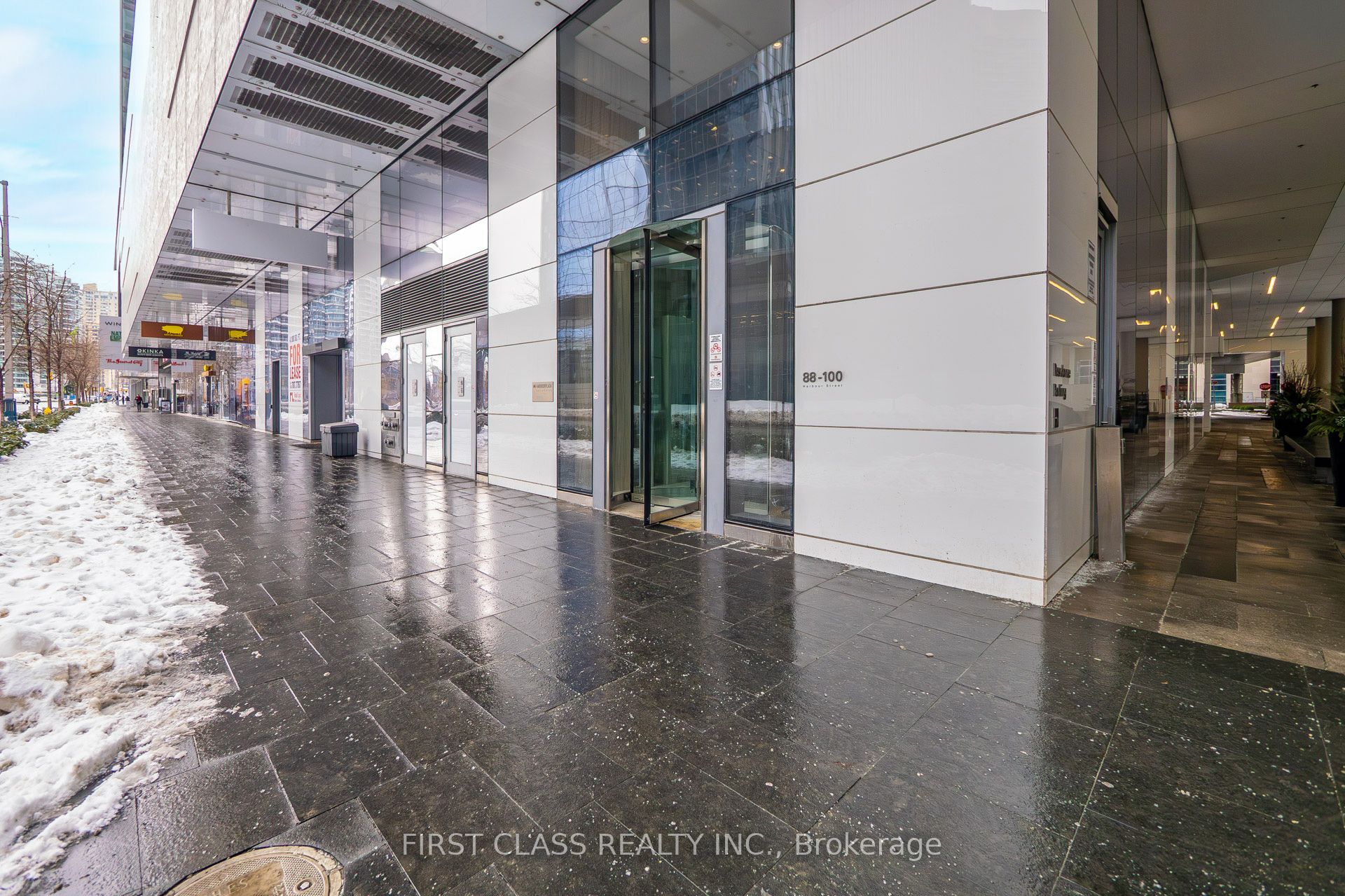 100 Harbour Street 2502