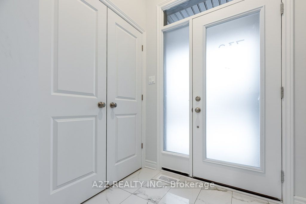 Photo of 732 Miikana Road, Blossom Park - Airport and Area, ON K1X 0H6 (MLS # X13159624)