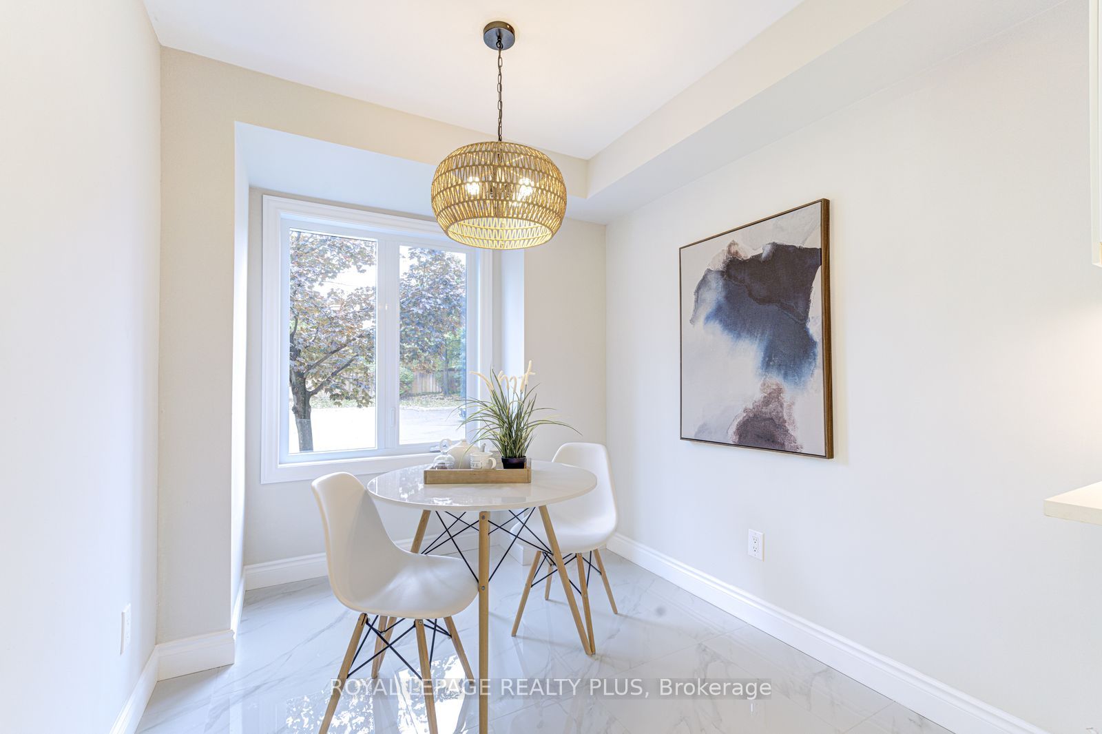 5490 Glen Erin Drive 3