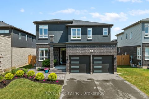 Photo of 8045 Brookside Drive, Niagara Falls, ON L2H 3T9 (MLS # X12470911)