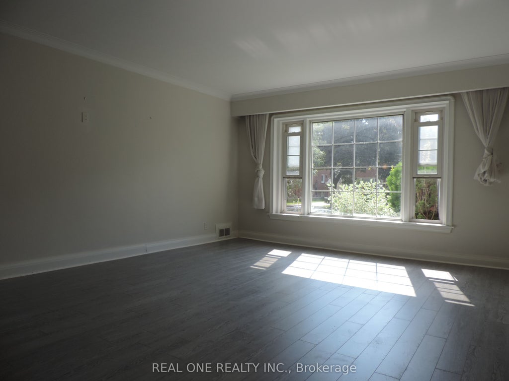 Photo of 616 Briar Hill Avenue, Toronto, ON M5N 1N2 (MLS # C13783442)