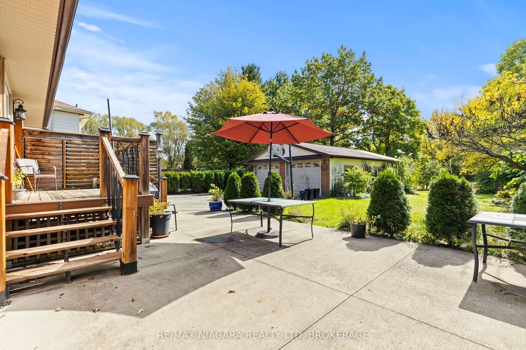 Photo of 35 Chantler Road, Welland, ON L3C 4M6 (MLS # X12585768)