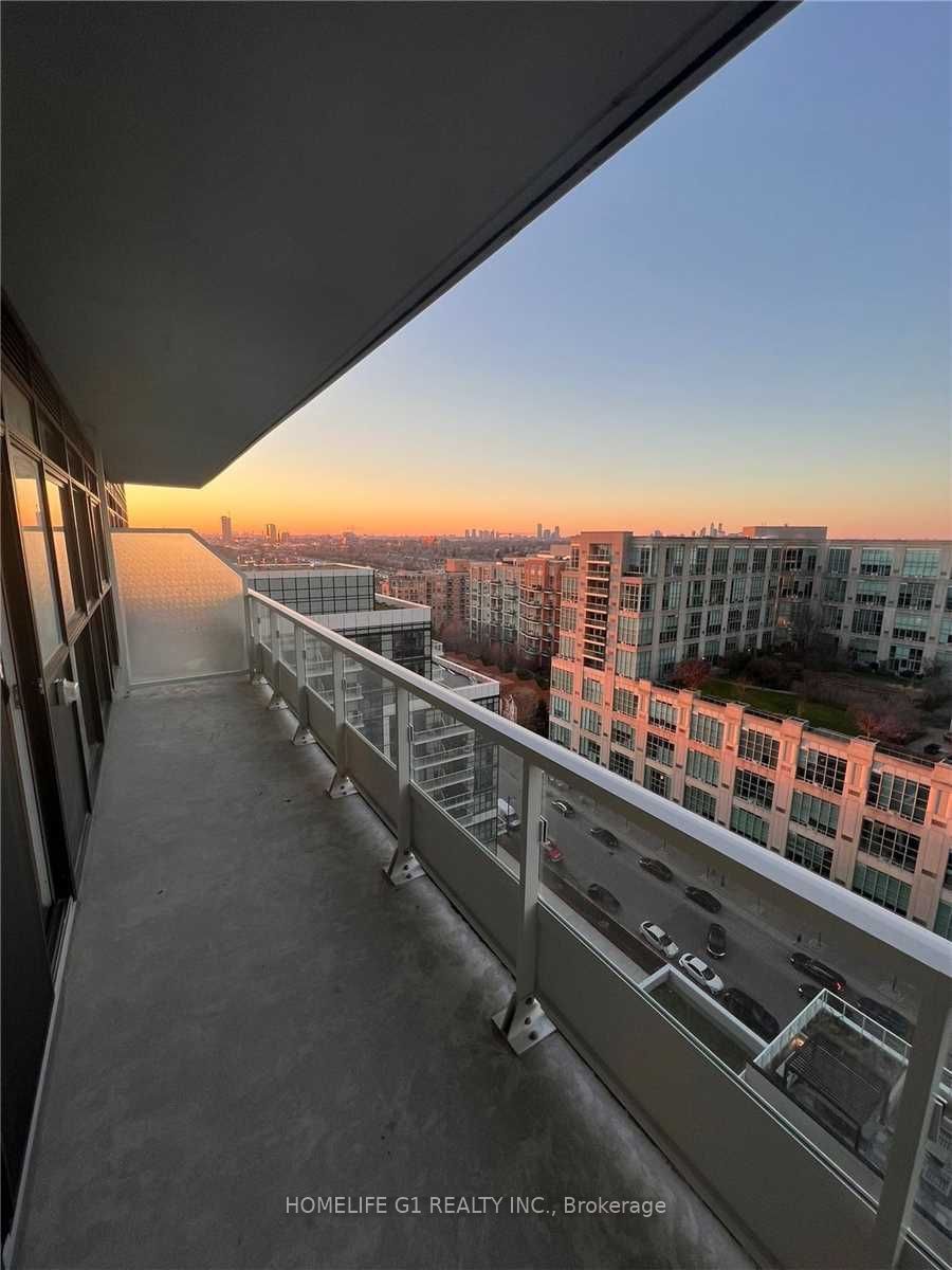 251 Manitoba Street 2101