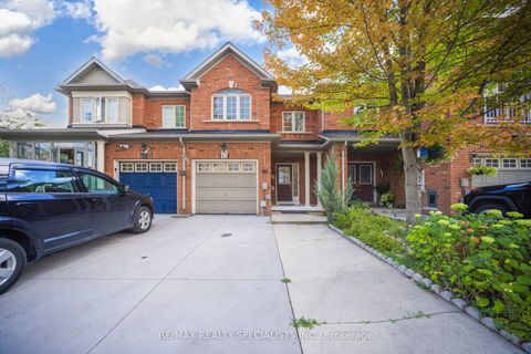 43 Rockgarden Trail Brampton ON L6R 3M9