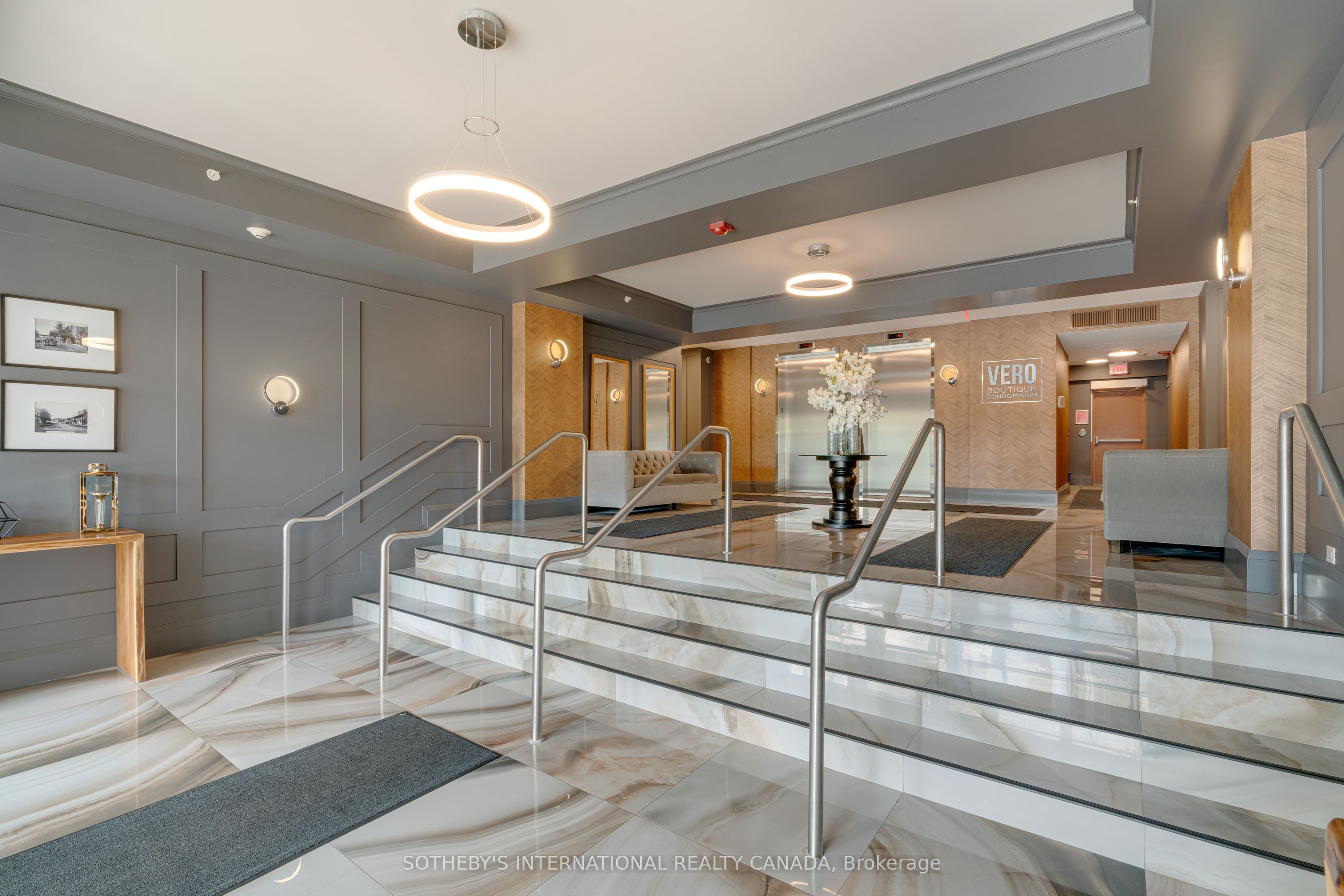 8302 Islington Avenue 302