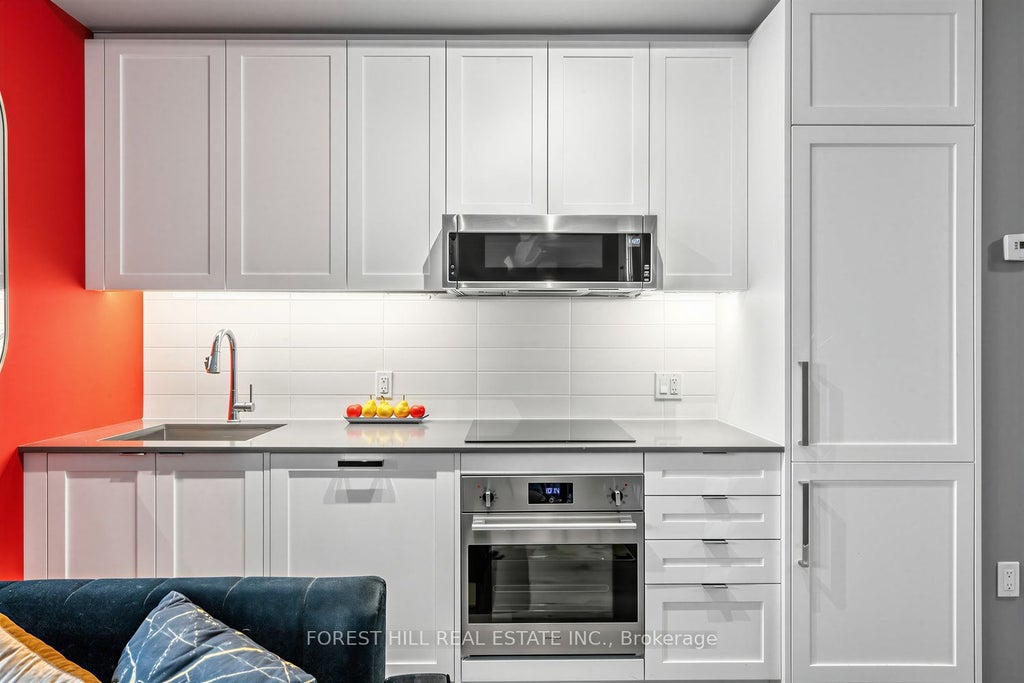 Photo of 250 Lawrence Avenue W #703, Toronto, ON M5M 1B2 (MLS # C13424158)
