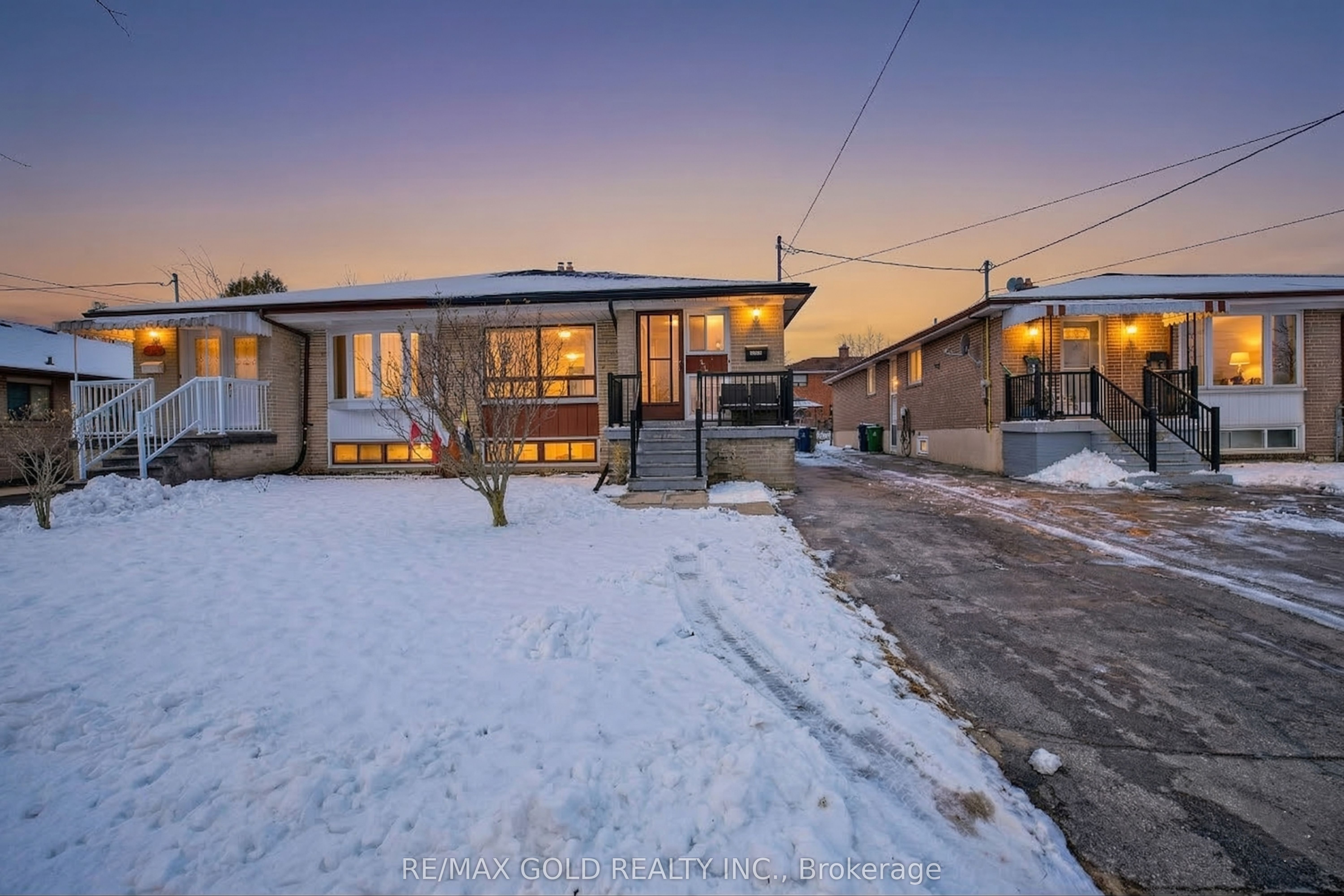 Photo 1 of 8 — 130 Duncanwoods Drive Bsmt, Toronto, ON M9L 2E1