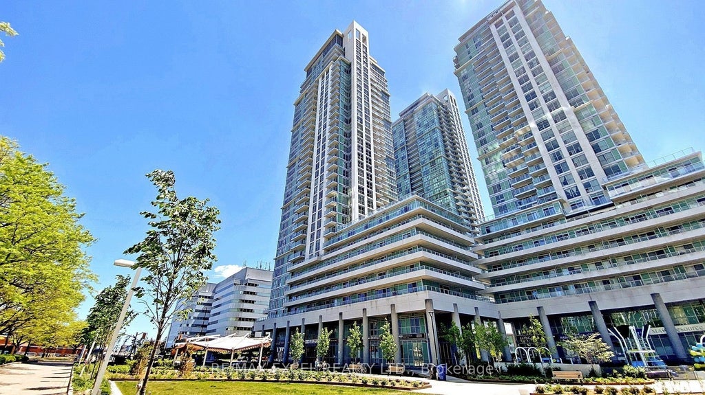 Photo of 70 Town Centre Court #3207, Toronto, ON M1P 0B2 (MLS # E14123162)
