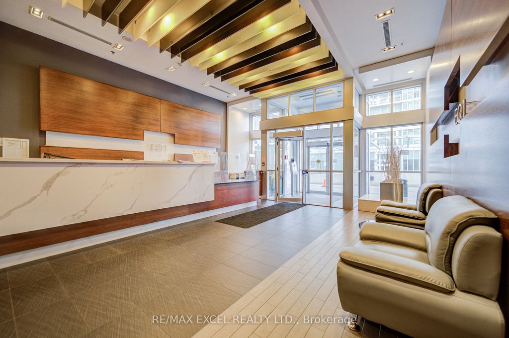 Photo of 70 Town Centre Court #3207, Toronto, ON M1P 0B2 (MLS # E14123162)