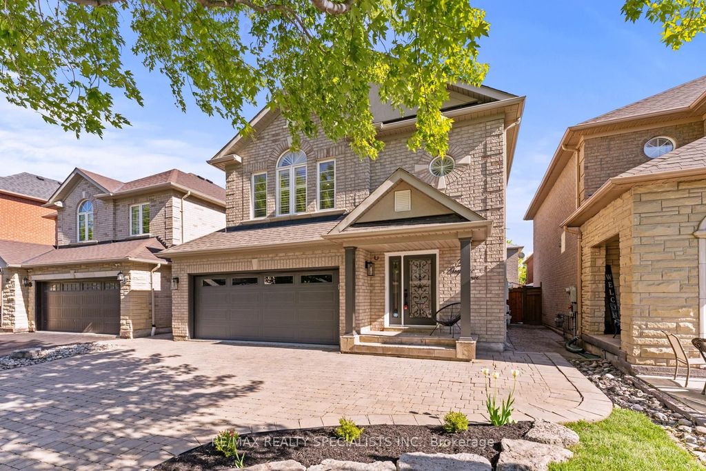 Photo of 25 Grapevine Drive, Vaughan, ON L4H 2W3 (MLS # N12455851)