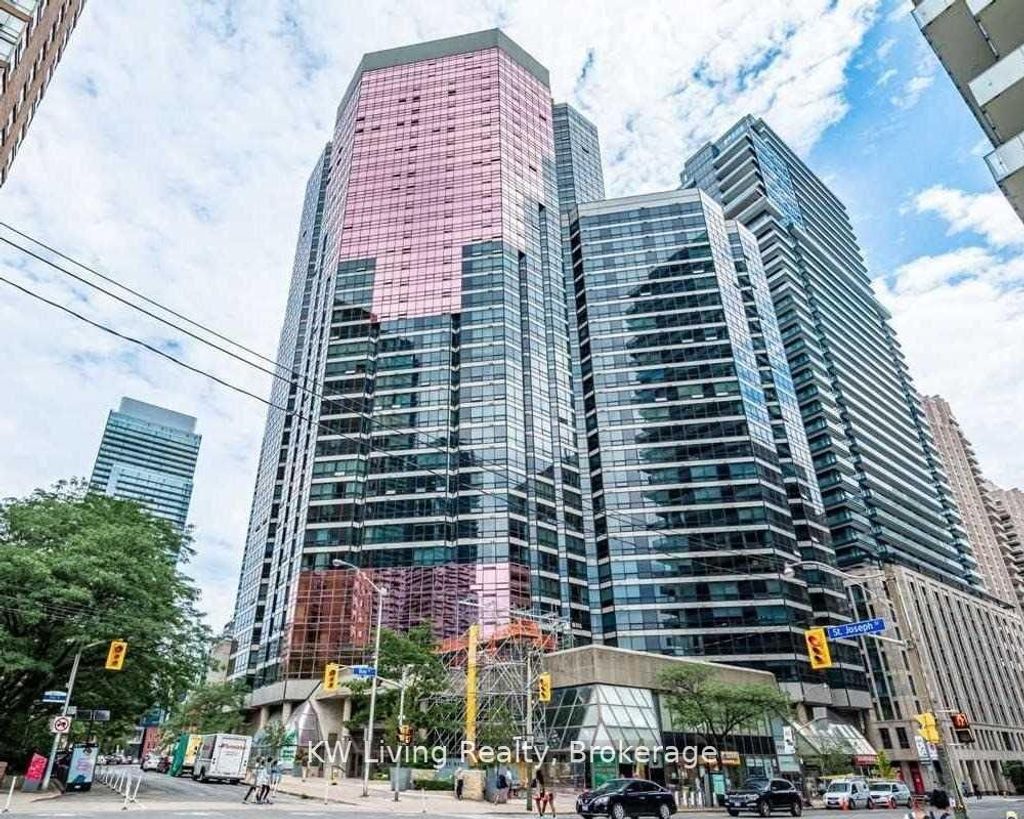 Photo of 1001 Bay Street #1109, Toronto, ON M5S 3A6 (MLS # C12752456)