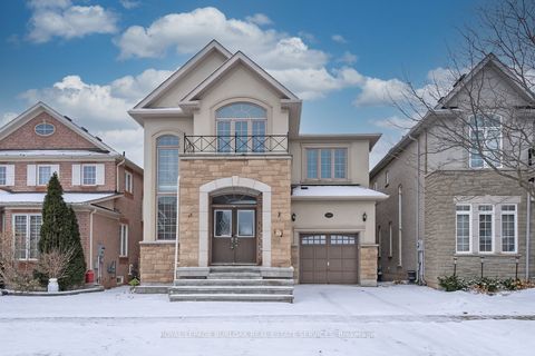 2105 Falling Green Drive Oakville ON L6M 0G1