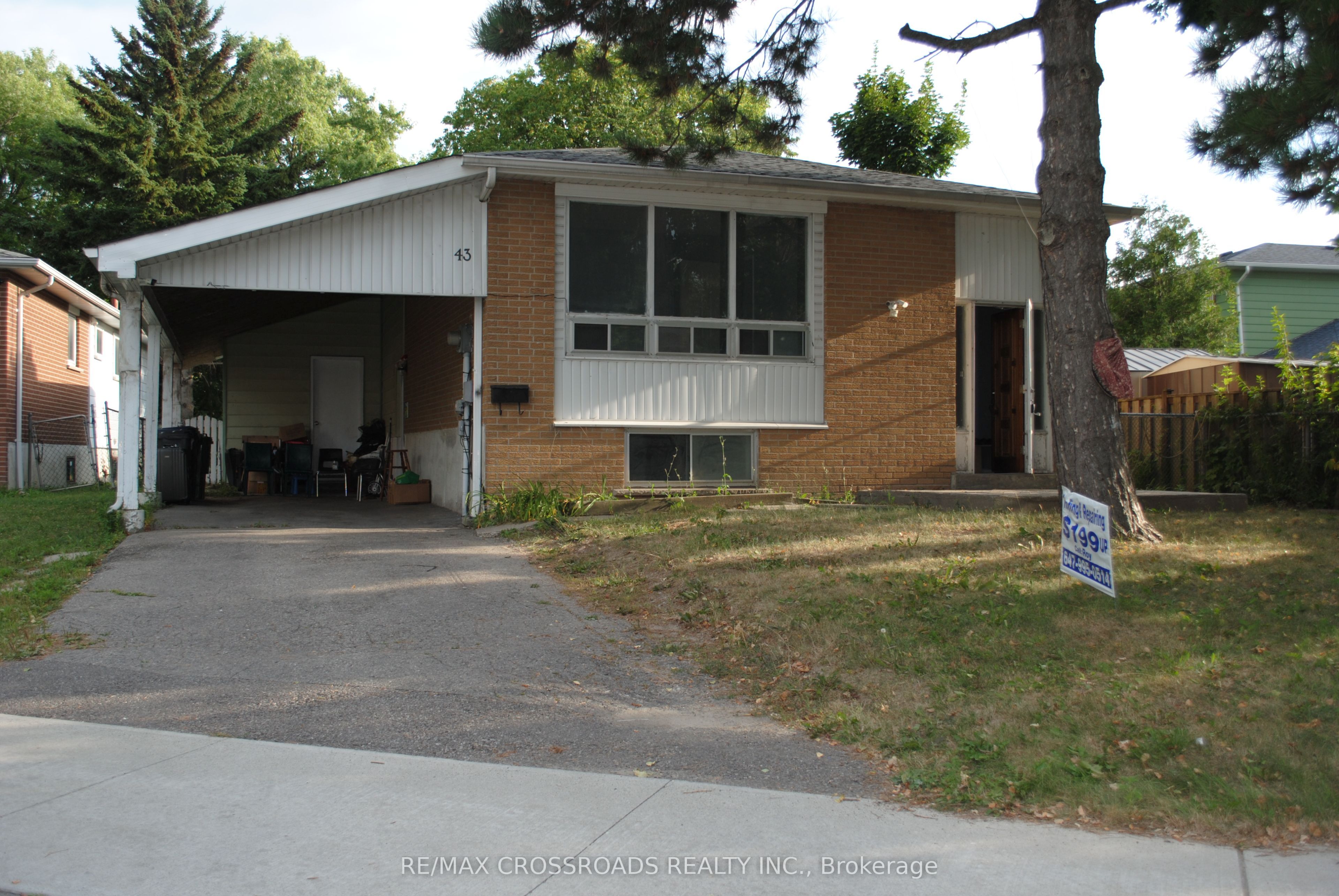 Photo 1 of 18 — 43 Berner Trail, Toronto, ON M1B 1B1
