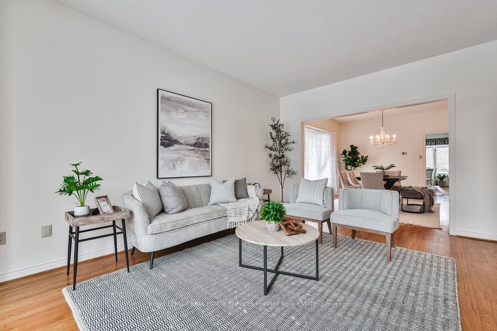 3952 Rolling Valley Drive