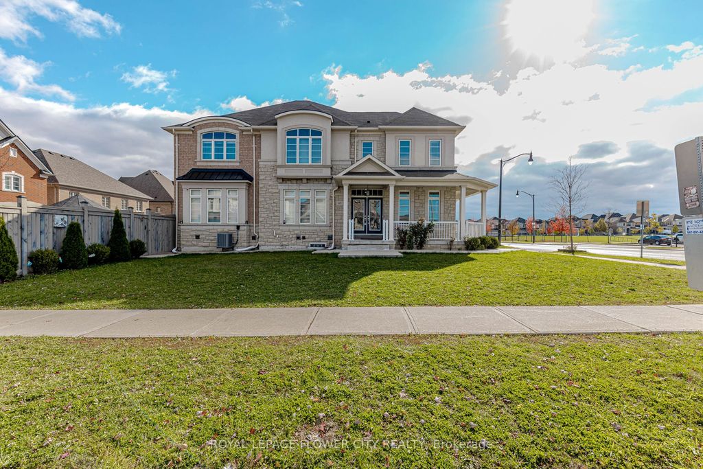 Photo of 49 Squire Ellis Drive, Brampton, ON L6P 4C2 (MLS # W12498018)