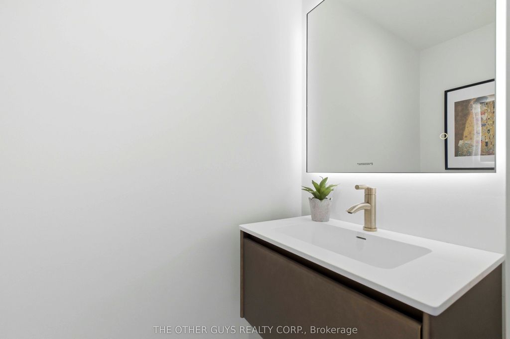 Photo of 9R Clintwood Gate #18, Toronto, ON M3A 0A8 (MLS # C13003612)