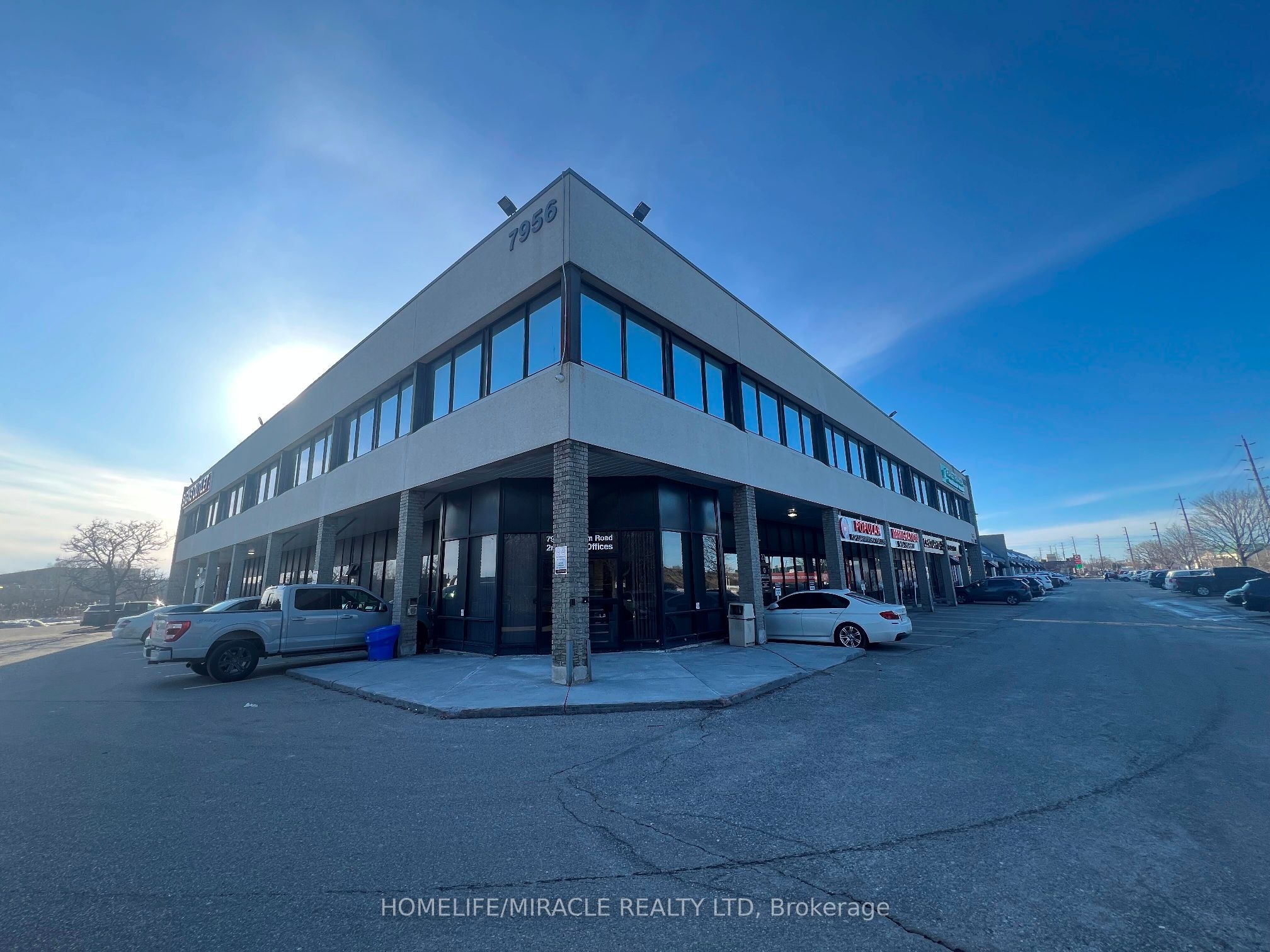 7956 Torbram Road 25