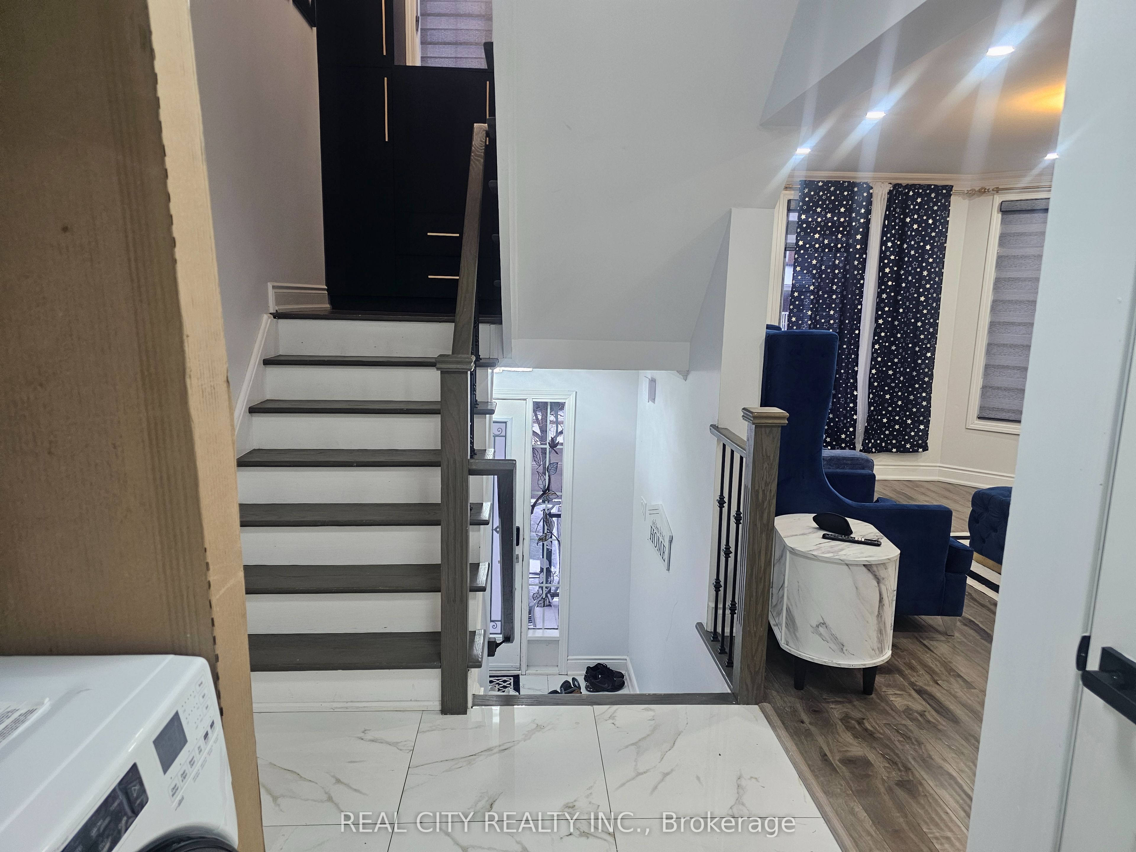 1680 Samuelson Circle