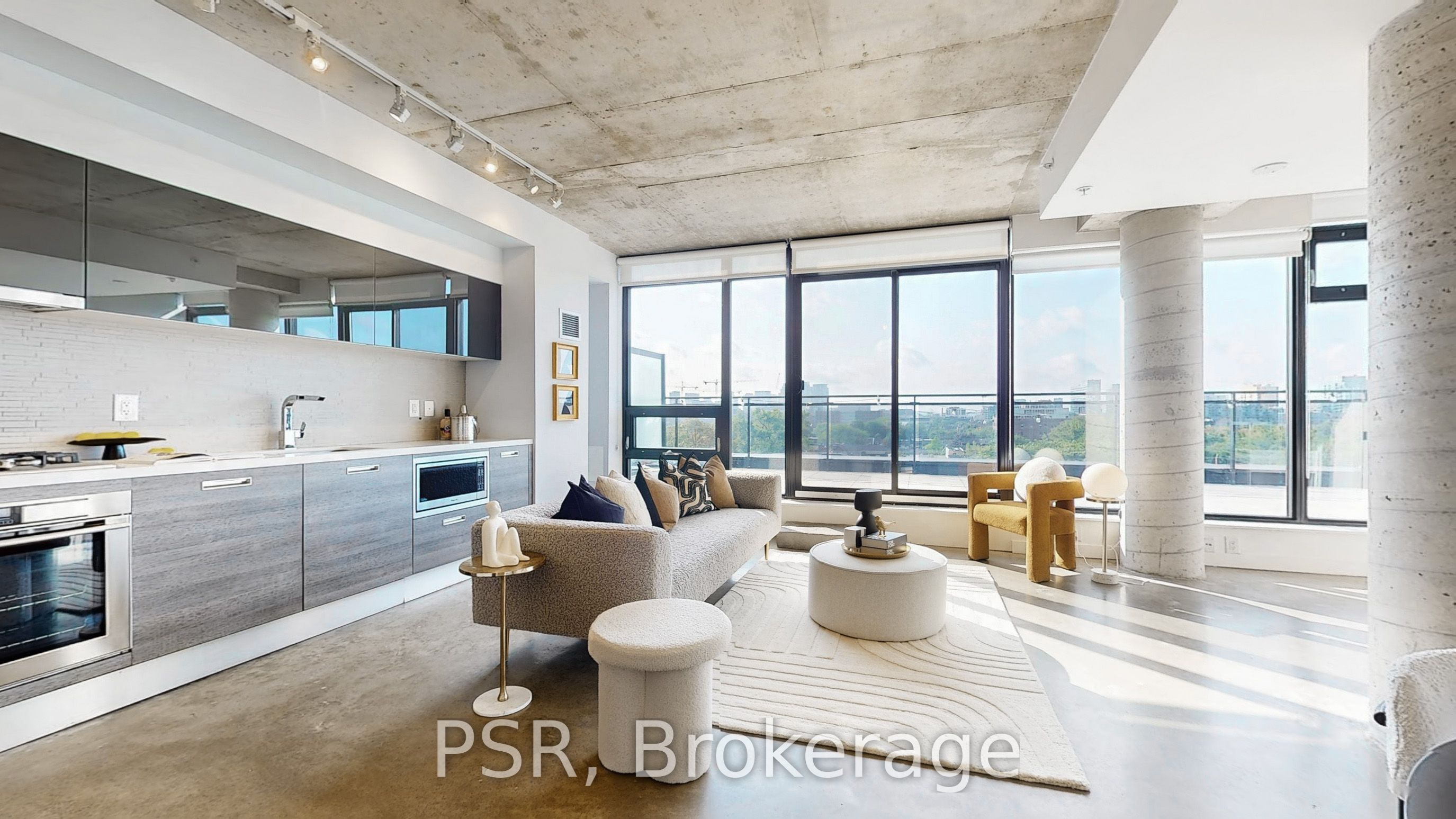 1239 Dundas Street W 602