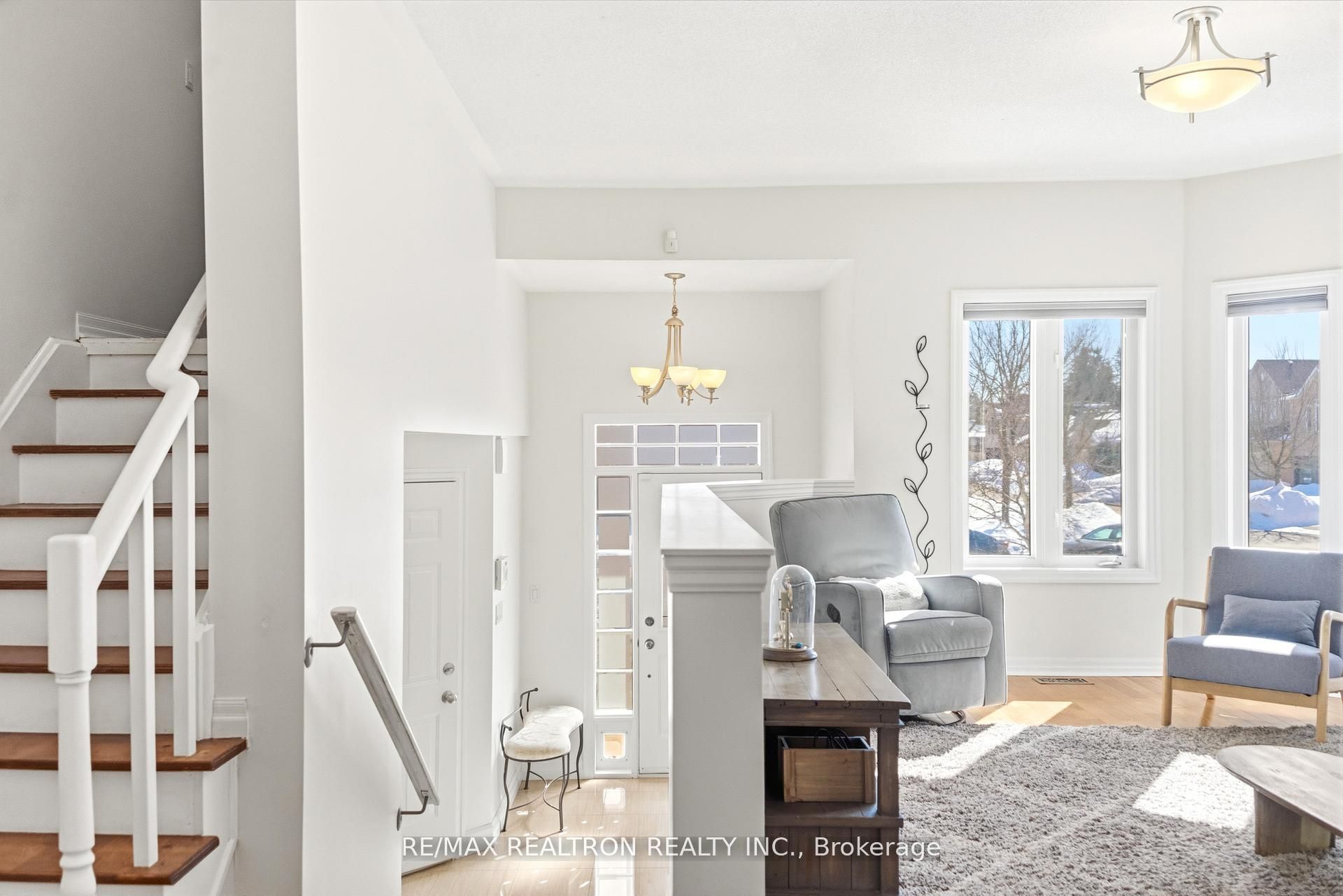 28 Headwater Crescent