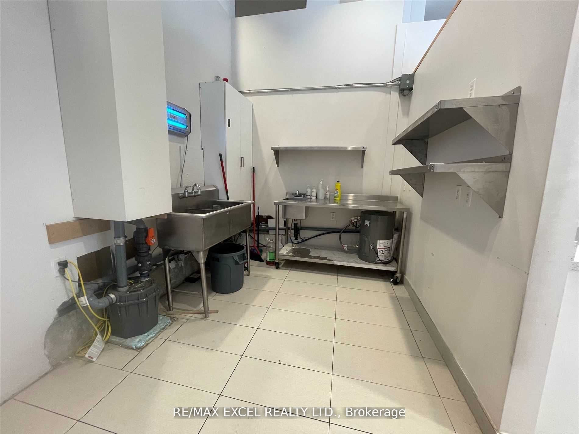 4750 Yonge Street 160