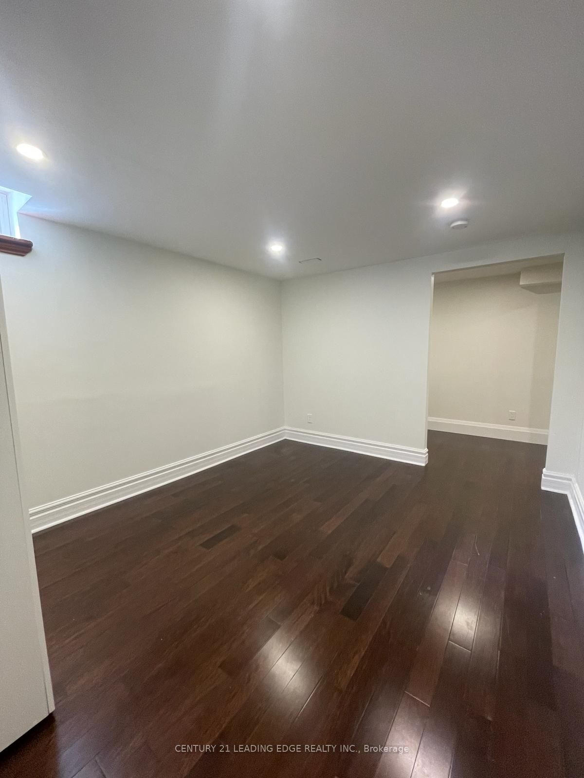 1000 Lovingston Crescent