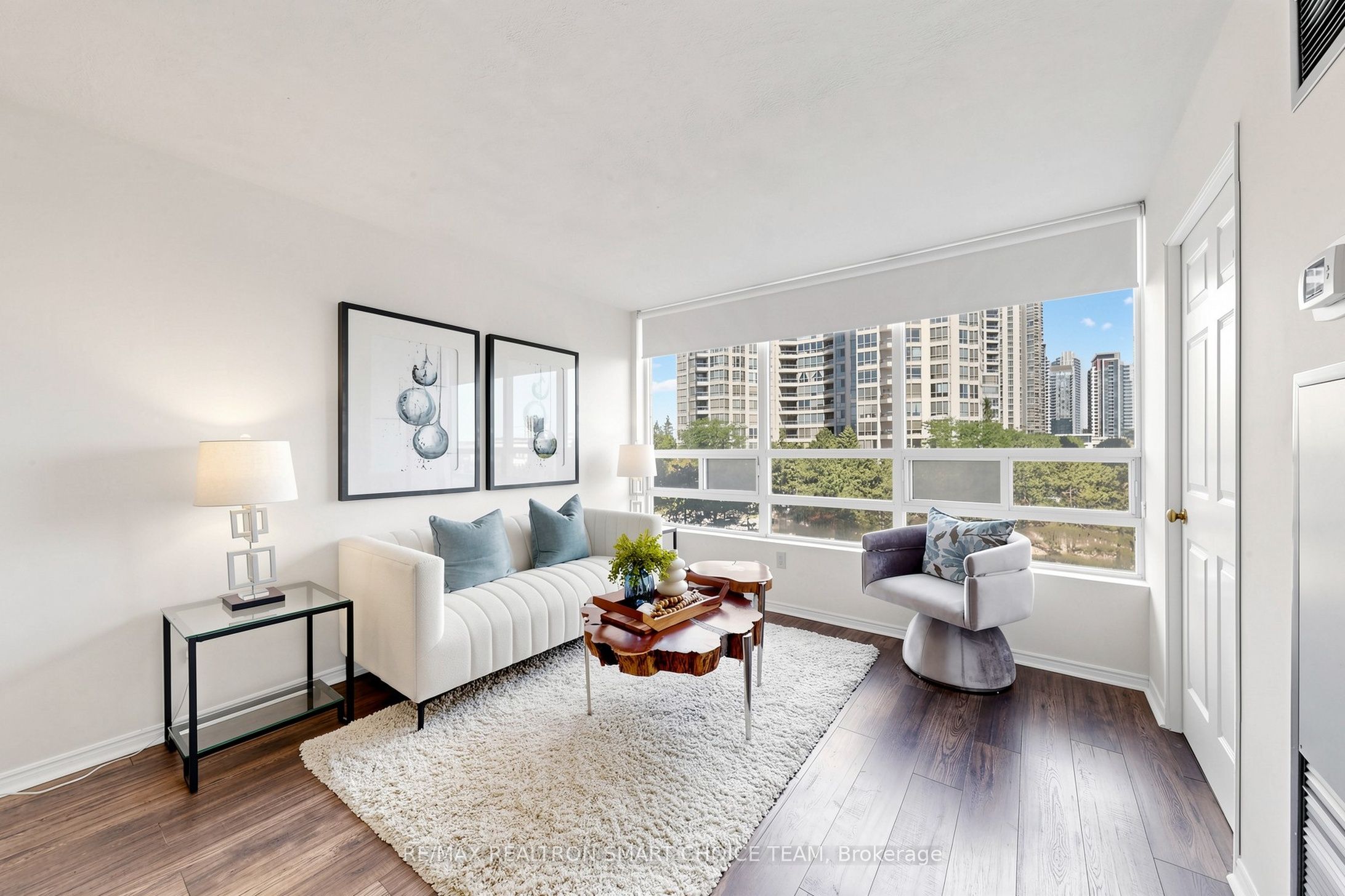 50 Kingsbridge Garden Circle 504