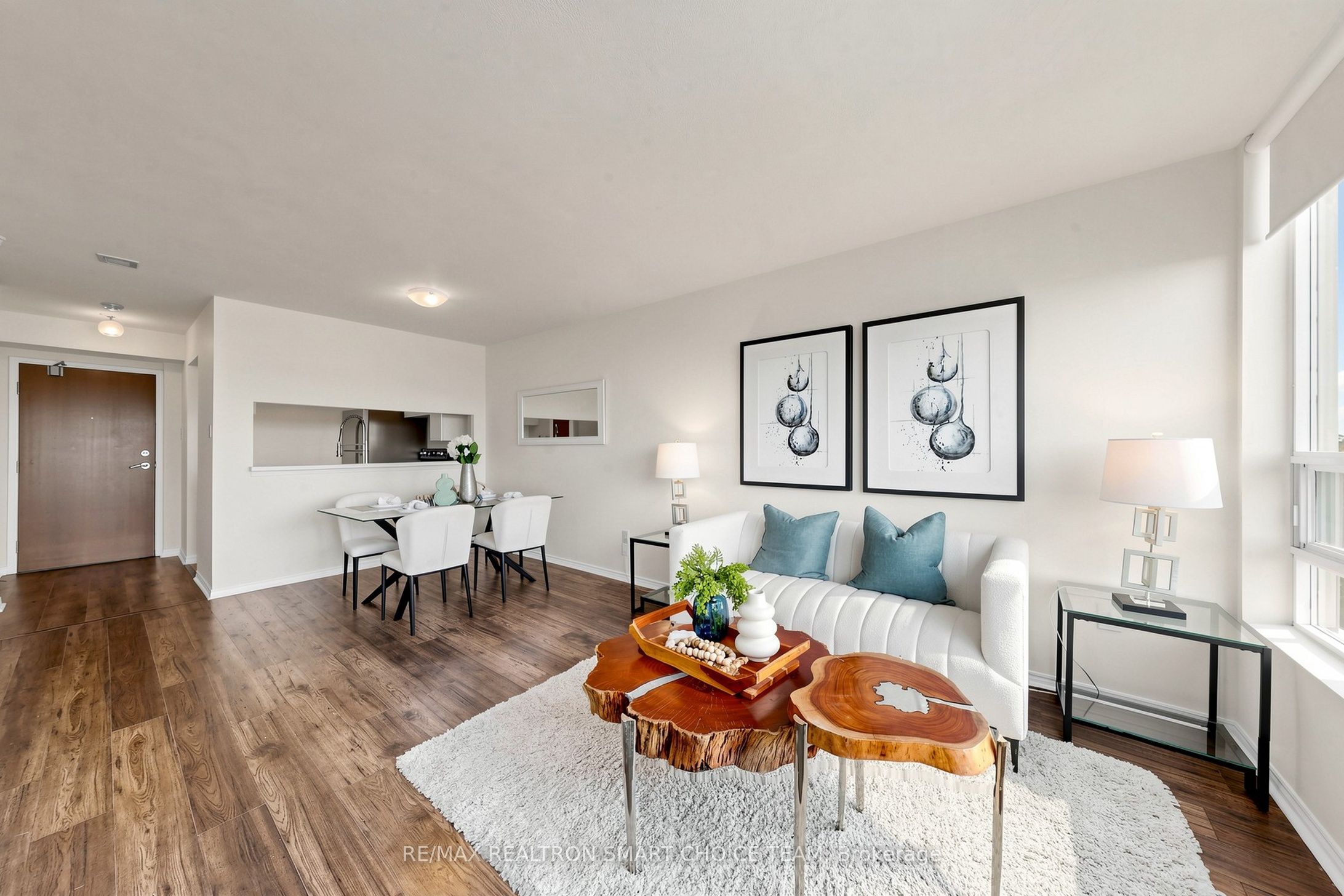 50 Kingsbridge Garden Circle 504
