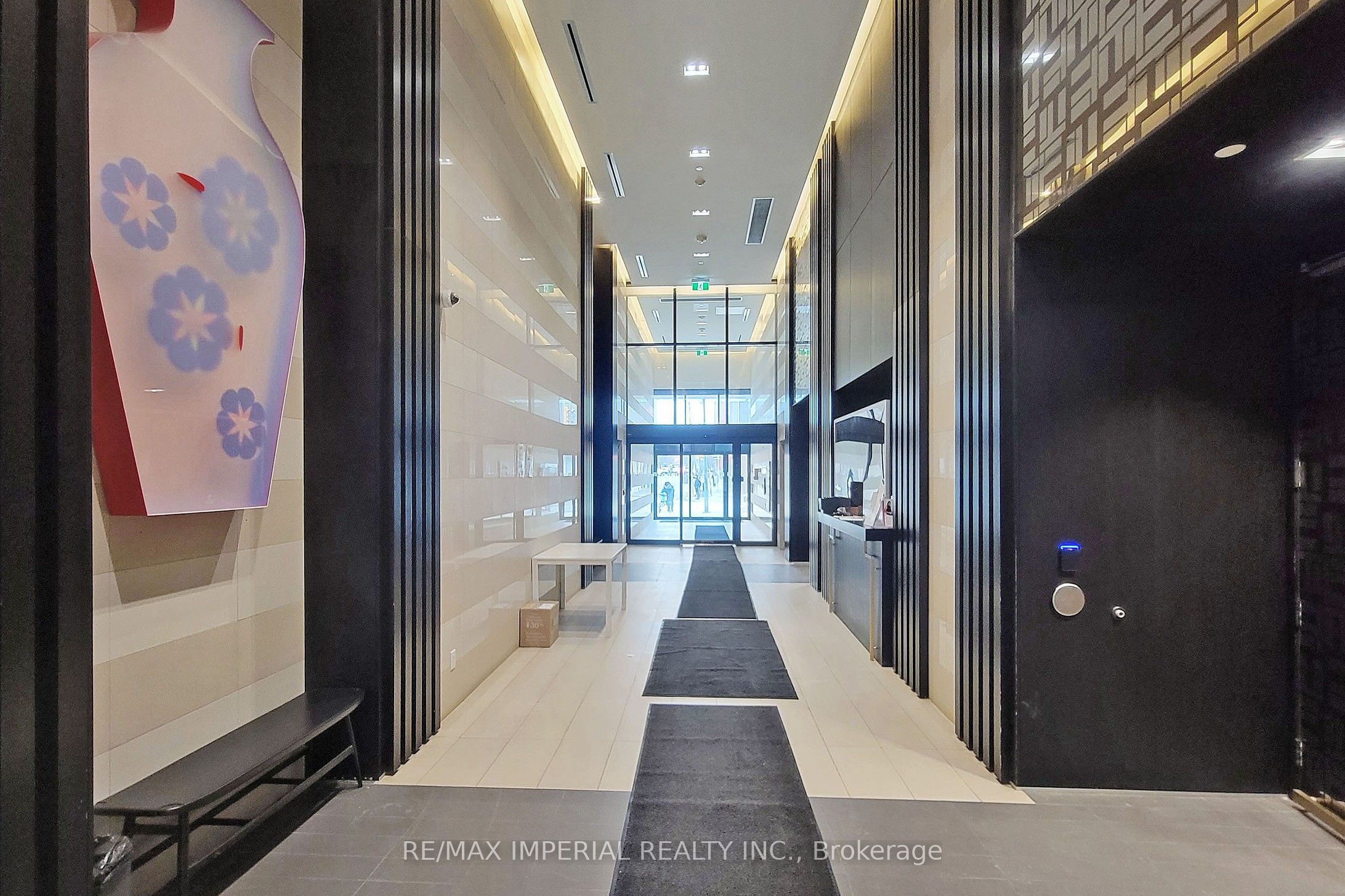 501 Yonge Street 2409