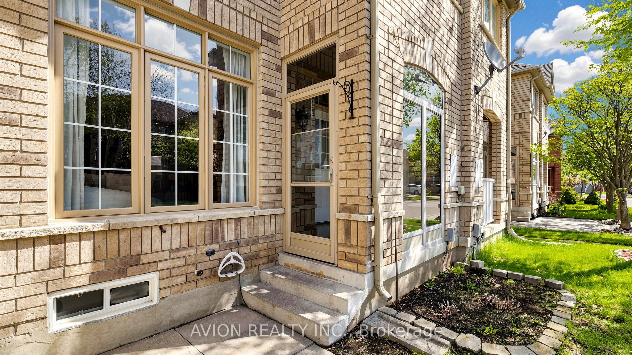 55 Madison Heights Boulevard