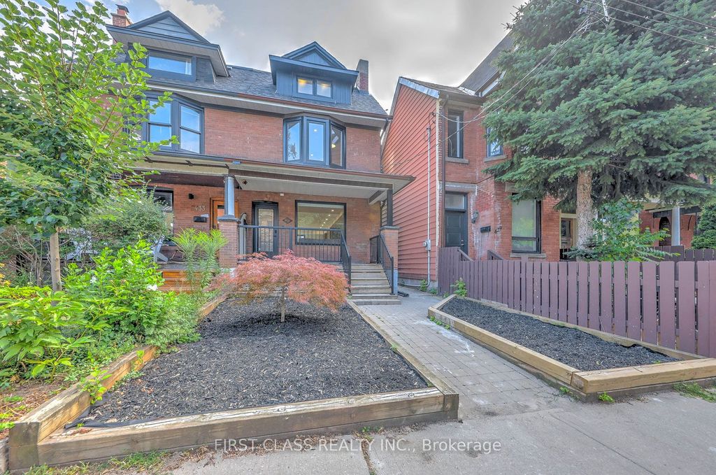 Photo of 431 Roxton Road, Toronto, ON M6G 3R5 (MLS # C13140940)