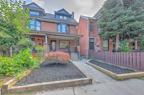 431 Roxton Road Toronto ON M6G 3R5