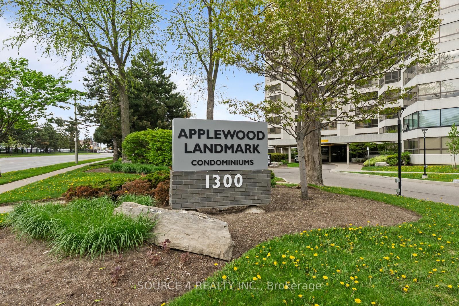 1300 Bloor Street PH 7