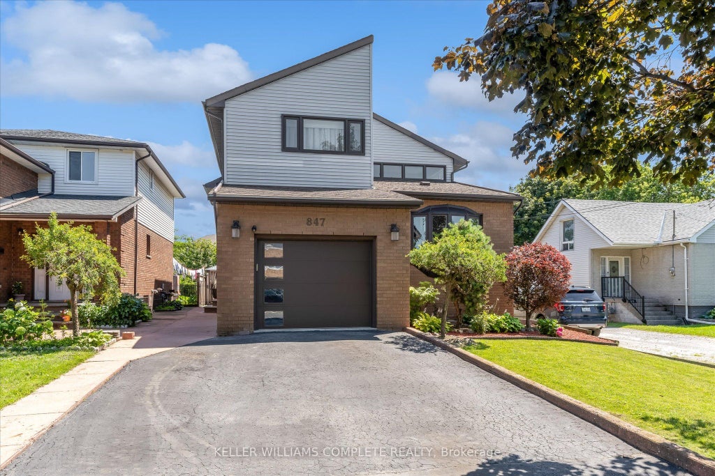 Photo of 847 West 5th Street, Hamilton, ON L9C 5R4 (MLS # X13644930)