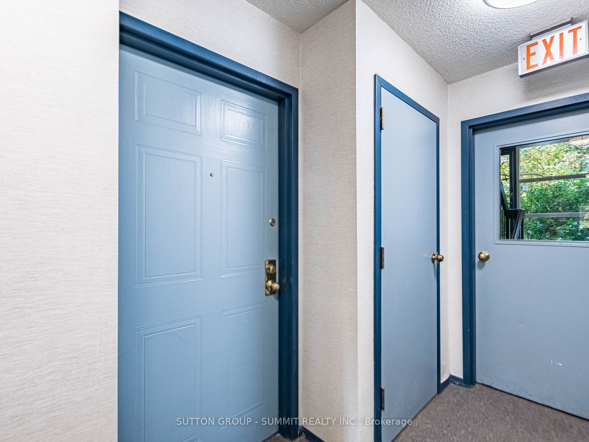 95 TRAILWOOD Drive 811