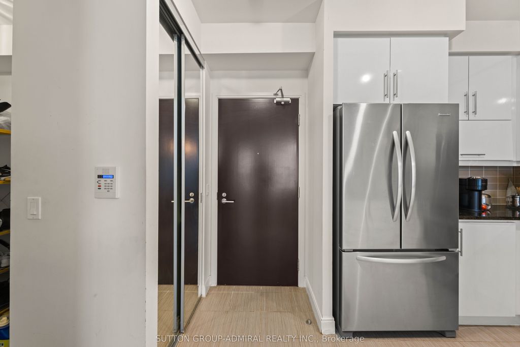 Photo of 825 Church Street #516, Toronto, ON M4W 3Z4 (MLS # C12887096)